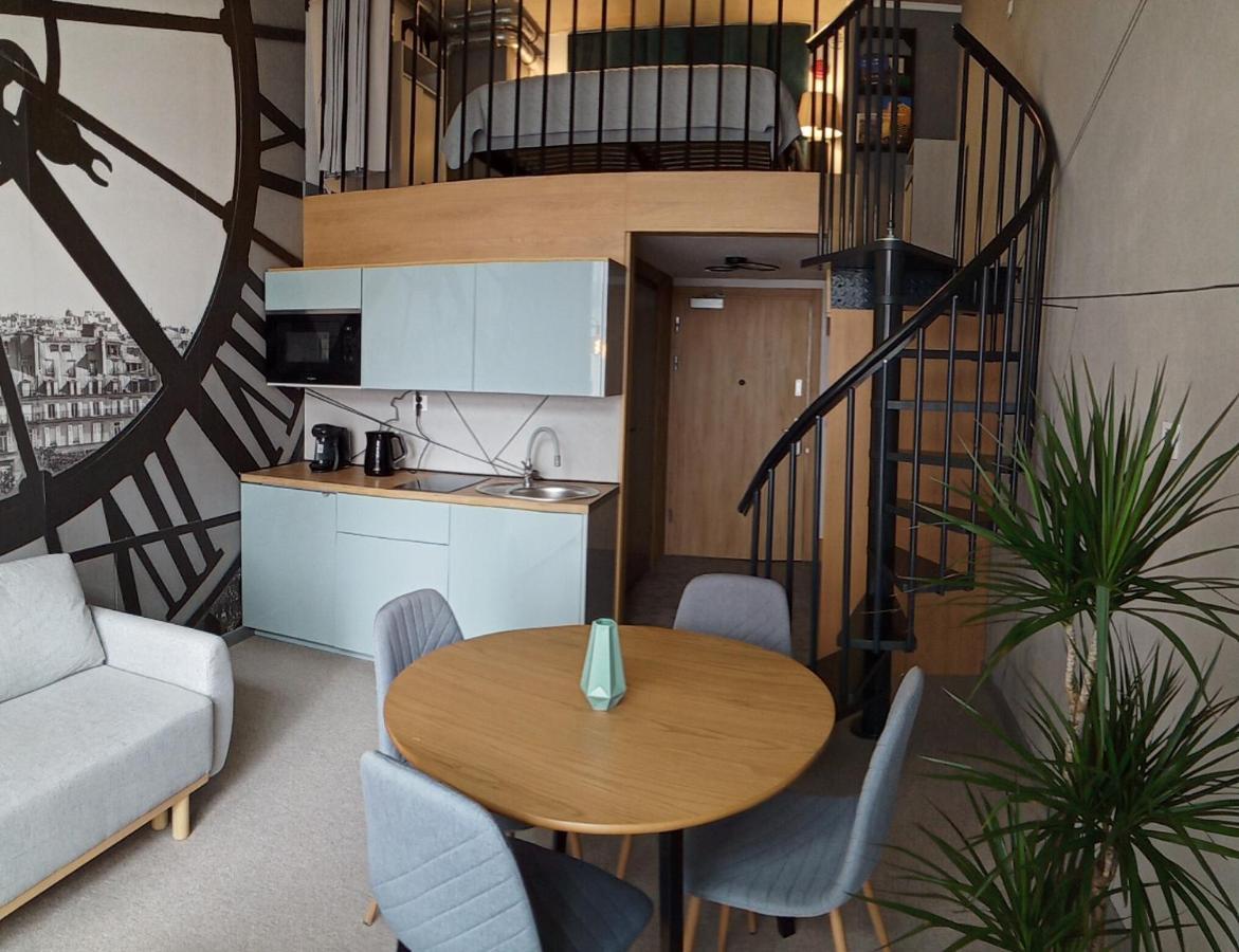 Wroclove Airport Loft فروتسواف المظهر الخارجي الصورة