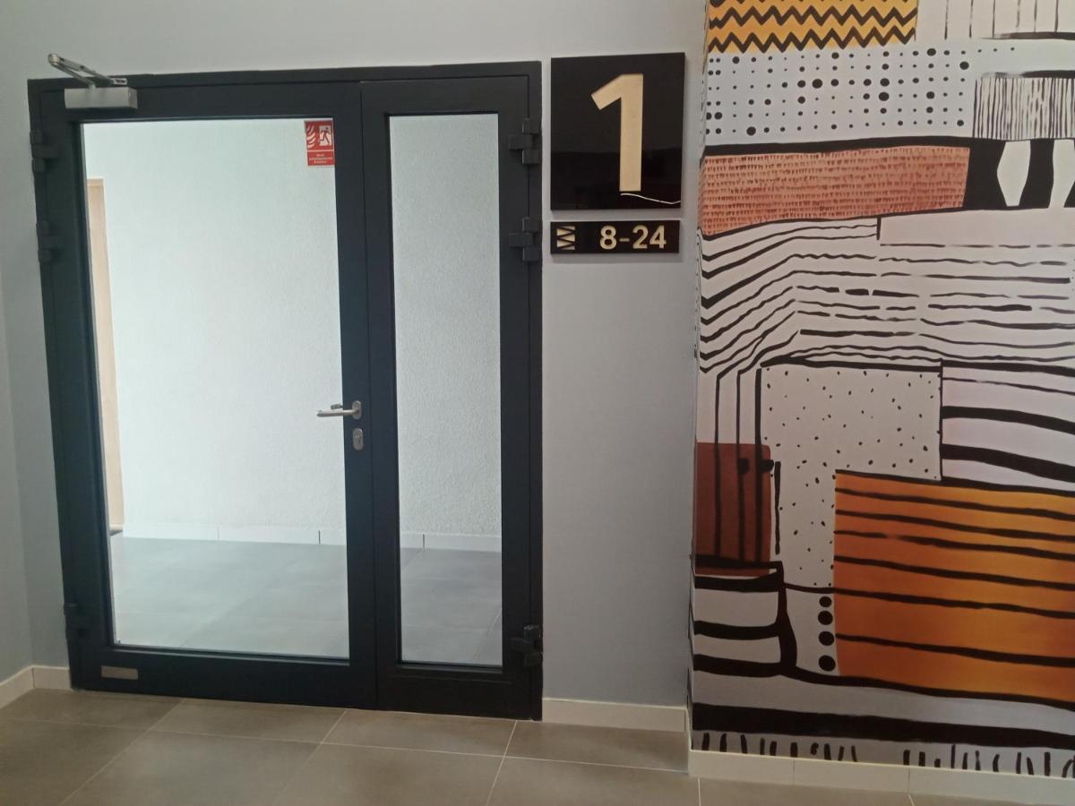 Wroclove Airport Loft فروتسواف المظهر الخارجي الصورة